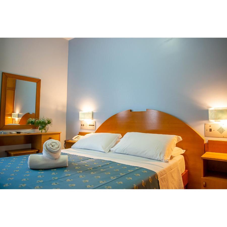 Bajamar Beach Hotel 福尔米亚 外观 照片